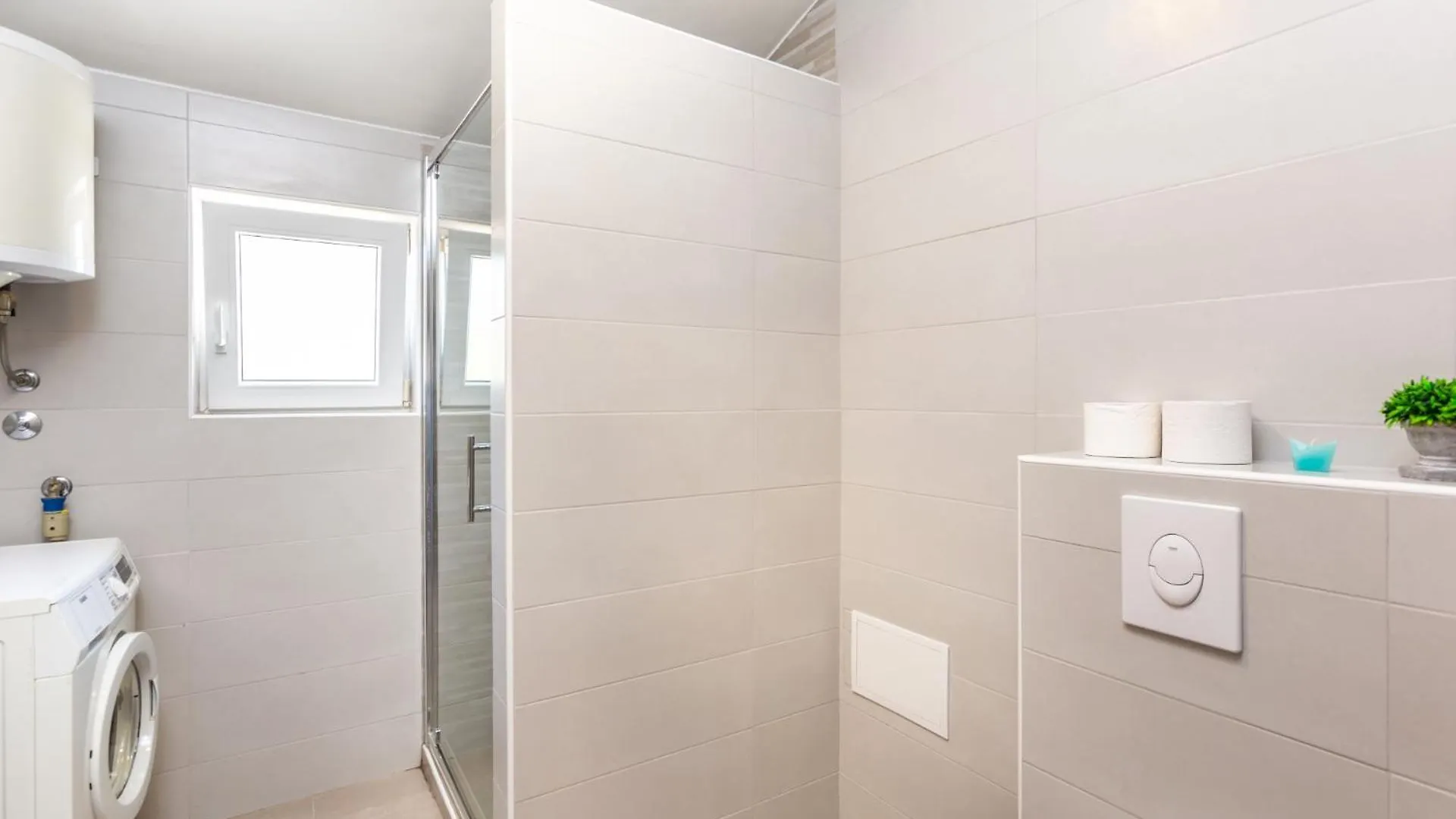 Vrdoljak - Apartment Gore - Mpolo Medulin 0*,  Croatia